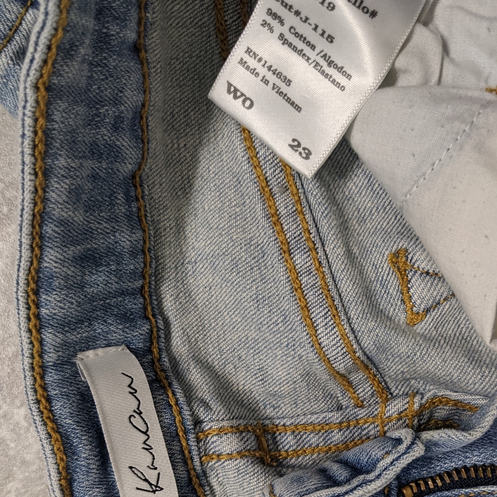 Kancan skinny jean.